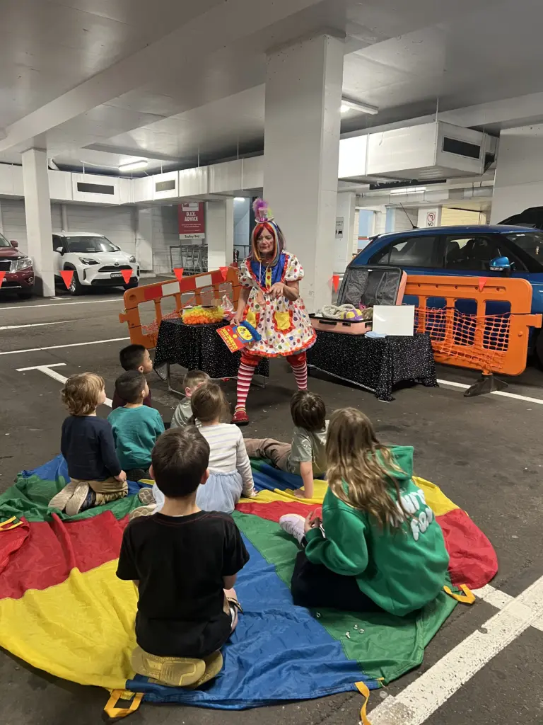 Clown Magic show in Sydney
